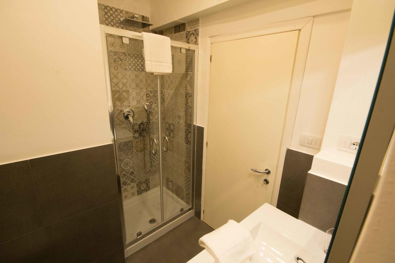 Stazione San Pietro 20 Apartment